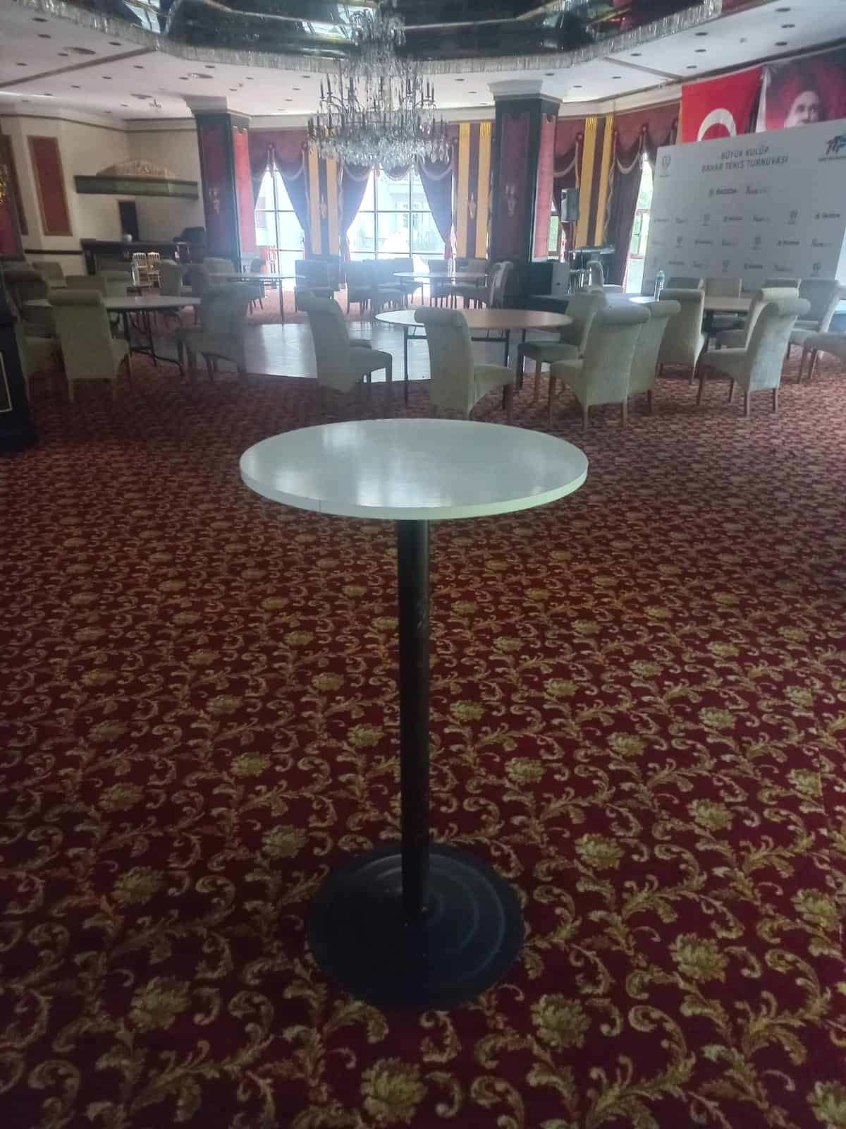 Masa Sandalye Kiralama, Tiffany sandalye , pleksi masa, Napolyon sandalye, Bistro masa, Masa Sandalye Kiralama Fiyatları, masa kiralama, sandalye kiralama
